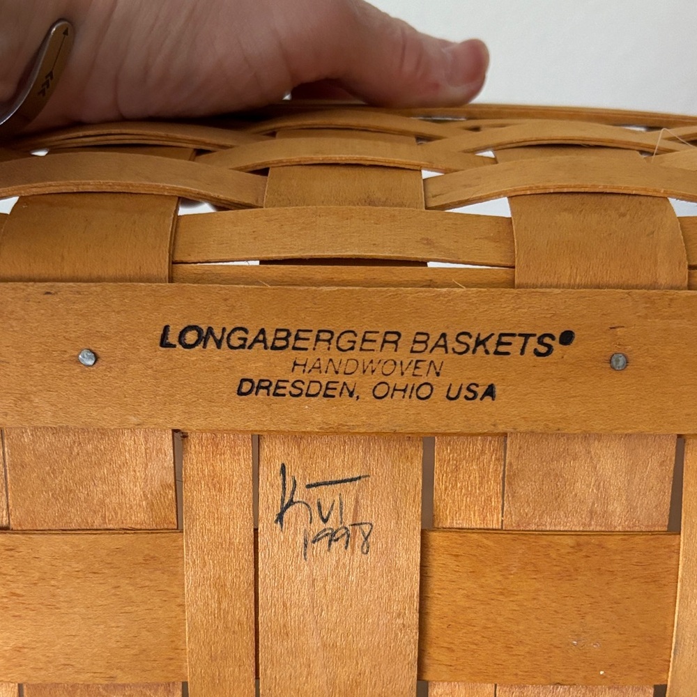 Longaberger Handwoven Pantry Basket with Leather Handles - Picture 2 of 10